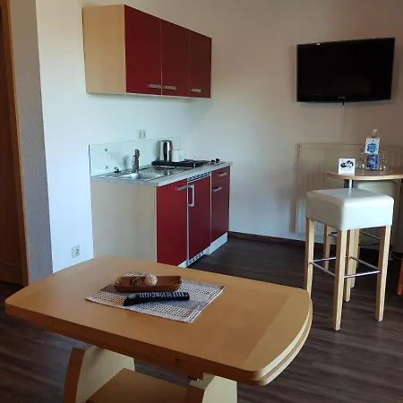 מלון Land-gut-hotel Seeblick Klietz