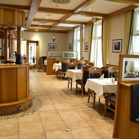 Land-gut-hotel Seeblick מלון Klietz