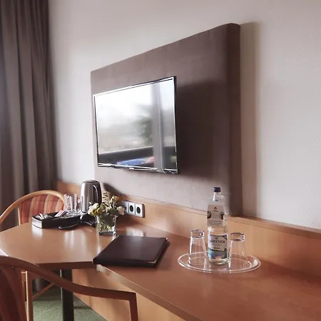 Hotel Land-gut-hotel Seeblick 3*