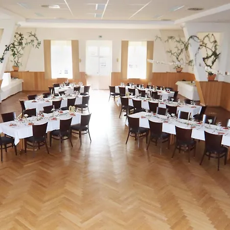 Land-gut-hotel Seeblick 3* Klietz